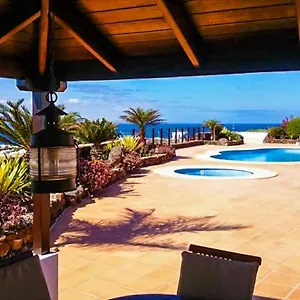 https://villa-buena-vista-bocaina-playa-blanca-lanzarote.in-canary-islands.com